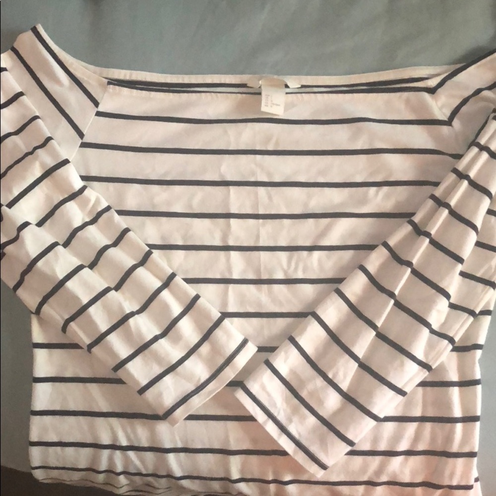 H&M b&w stripe off the shoulder 3/4 sleeve
